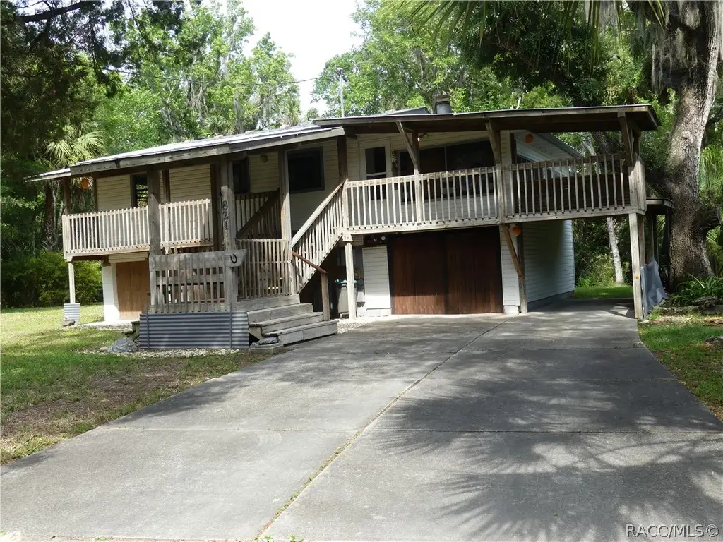 821 NW 5th Avenue, Crystal River, FL 34428 - #1