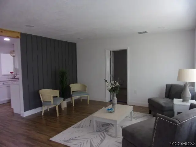 22 S Monroe Street, Beverly Hills, FL 34465 - #2