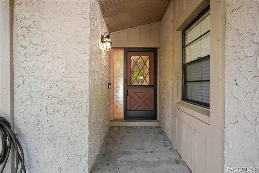 87 Golfview Drive, Homosassa, FL 34446 - #2