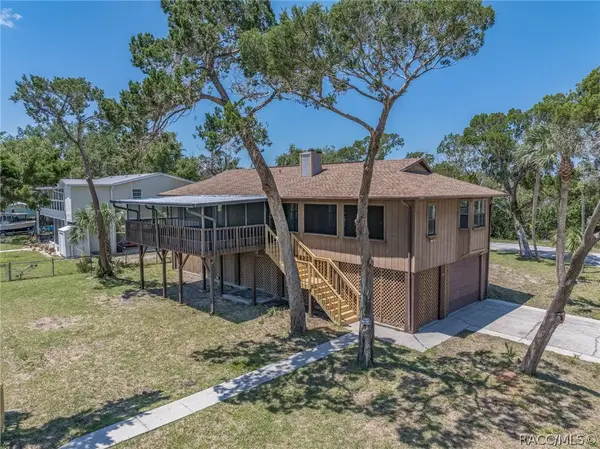 1517 S Fishcreek Point, Crystal River, FL 34429