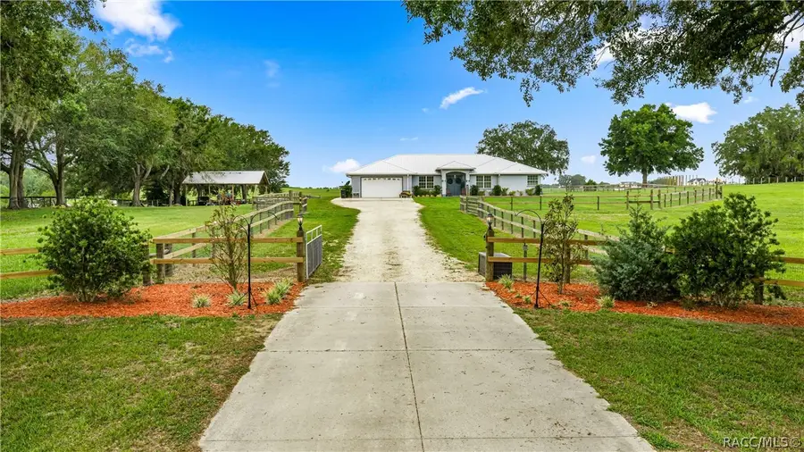 630 SW 210th Avenue, Dunnellon, FL 34431 - #3
