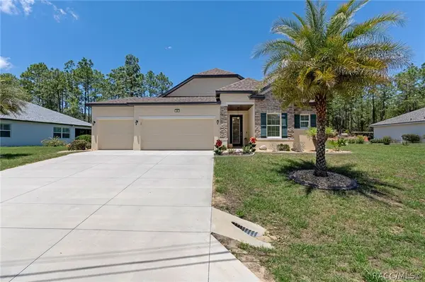 26 Fringetree Street, Homosassa, FL 34446