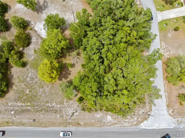 8093 County Line Road, Spring Hill, FL 34606