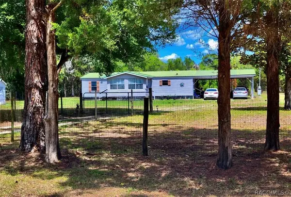 9685 N Westridge Terrace, Crystal River, FL 34428