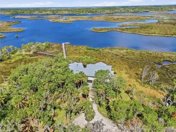 12350 W Red Maple Street, Homosassa, FL 34448