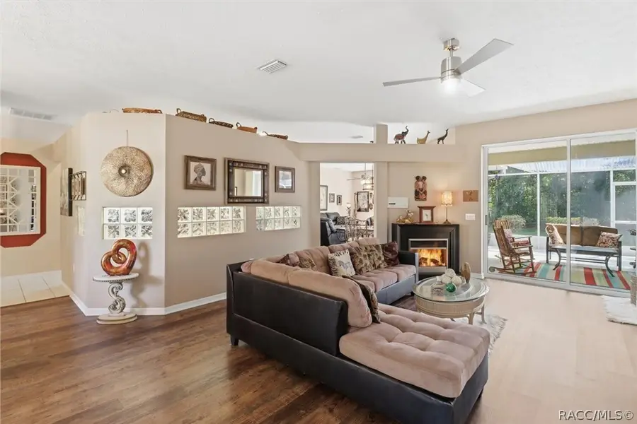69 Oak Village Boulevard S, Homosassa, FL 34446 - #3