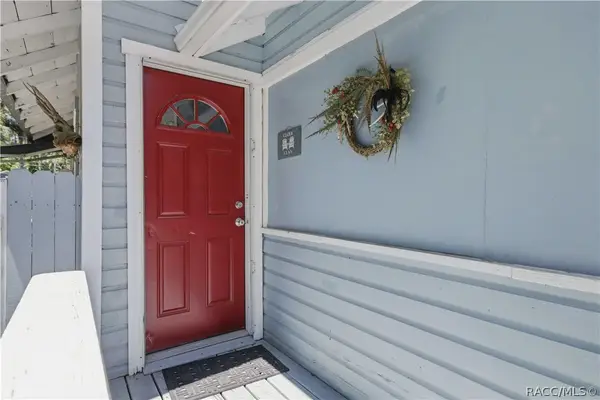 7 61st Street, Yankeetown, FL 34498