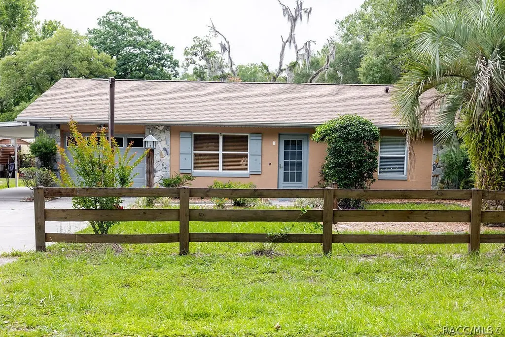 671 N Fitzpatrick Avenue, Inverness, FL 34453 - #1