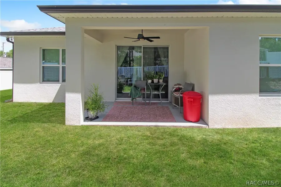 1012 W Geneva Place, Citrus Springs, FL 34434 - #3