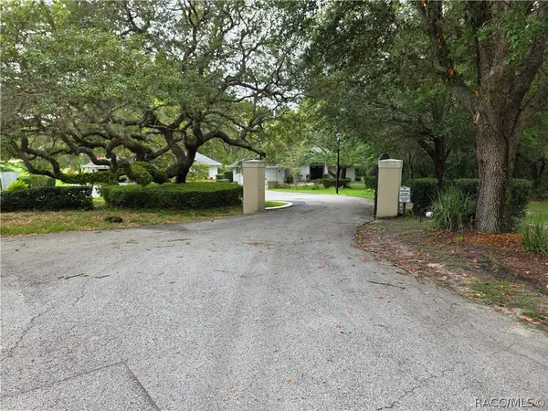18 Anton Court, Homosassa, FL 34446
