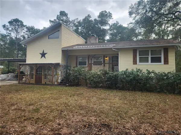 7346 W Dunklin Street, Dunnellon, FL 34433
