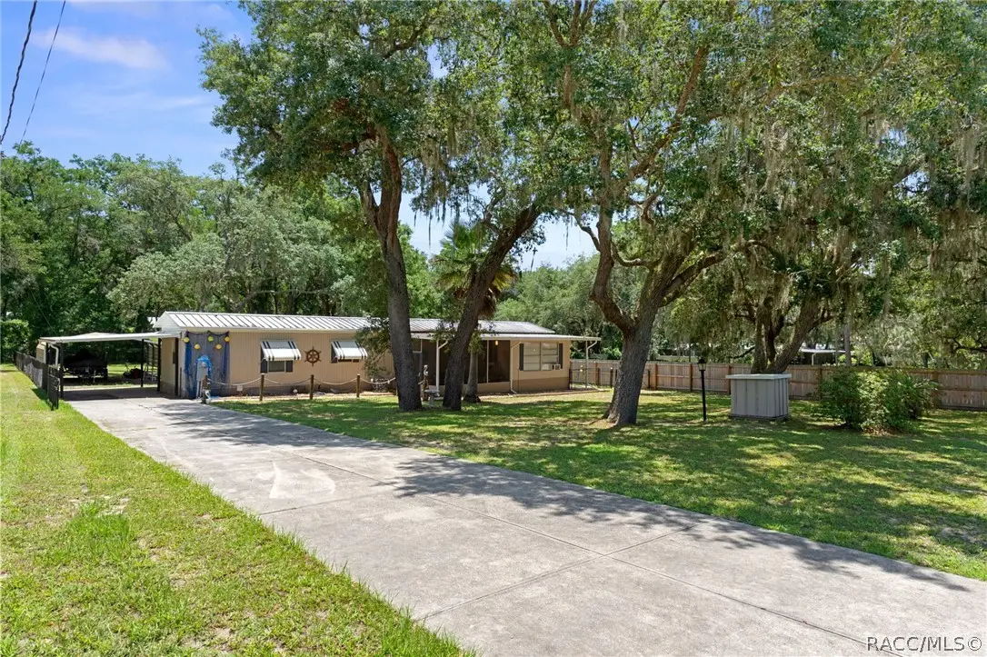 8343 S Cove Point, Floral City, FL 34436 - #1