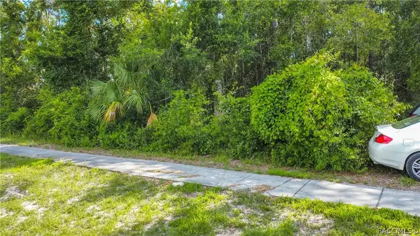 4176 W Gulf To Lake Highway, Lecanto, FL 34461
