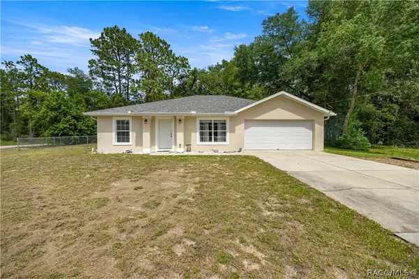 2720 W Royal Palm Drive, Citrus Springs, FL 34434