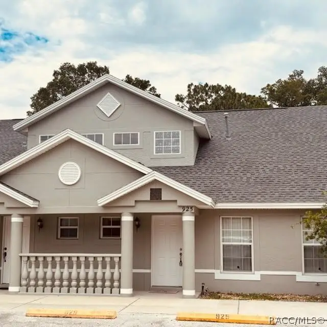 925 N Rembrandt Way, Inverness, FL 34453 - #1