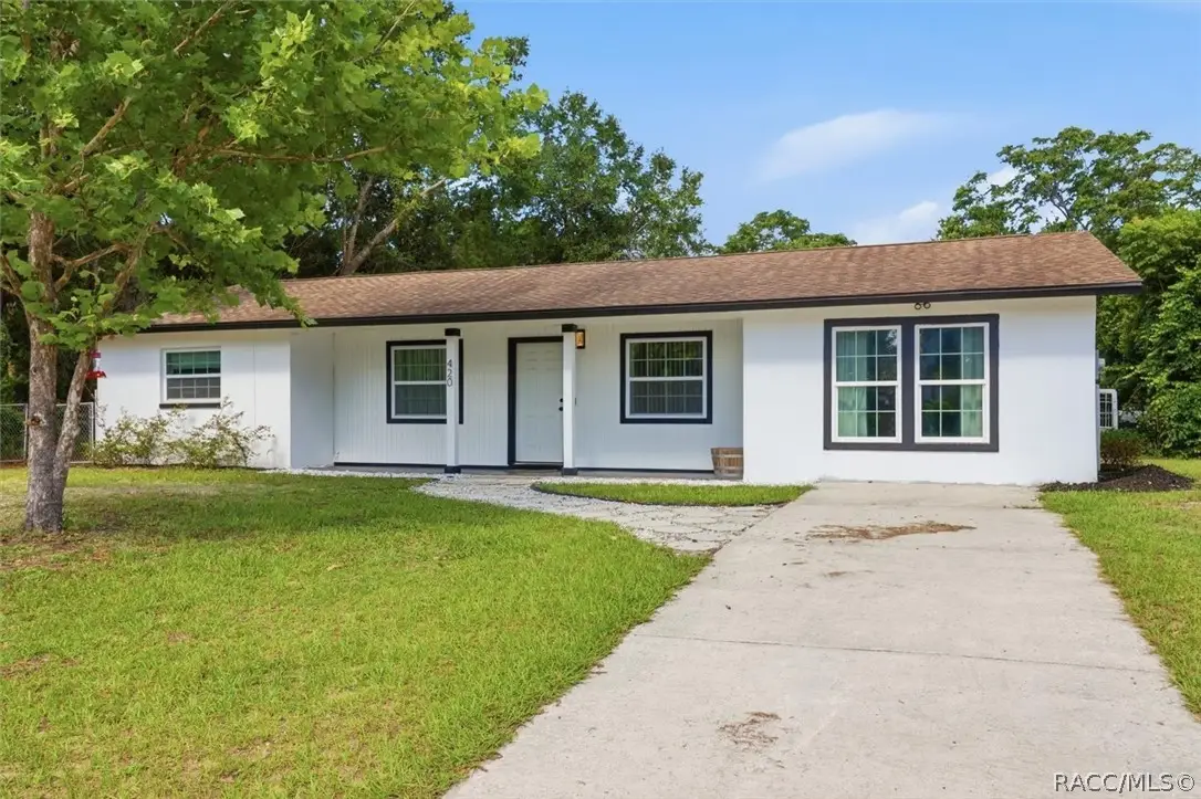 420 S Hibiscus Avenue, Crystal River, FL 34429 - #1