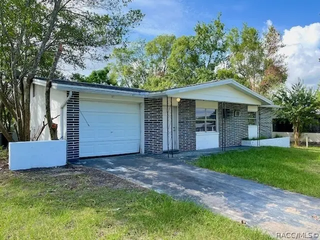 37 S Monroe Street, Beverly Hills, FL 34465 - #2
