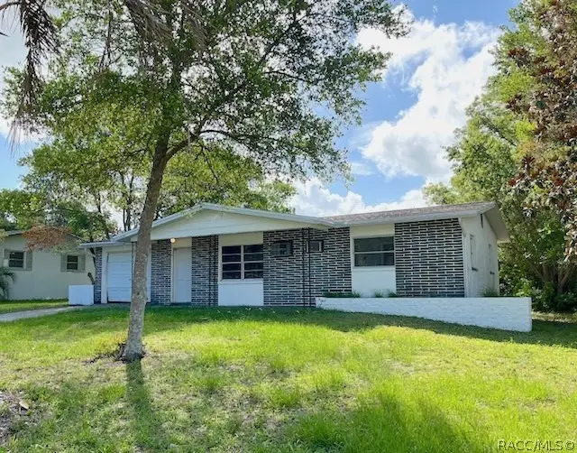 37 S Monroe Street, Beverly Hills, FL 34465 - #3