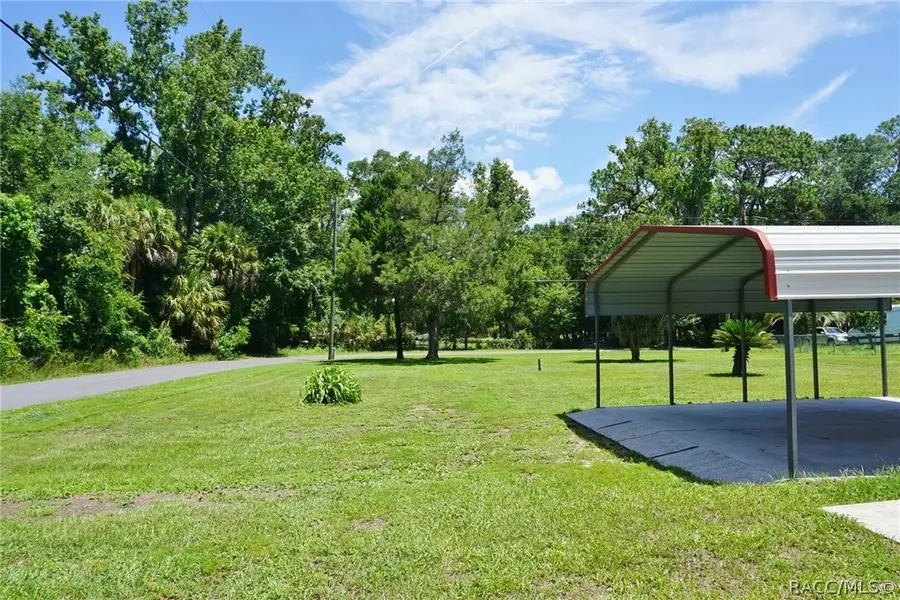 405 S Camellia Avenue, Crystal River, FL 34429 - #3