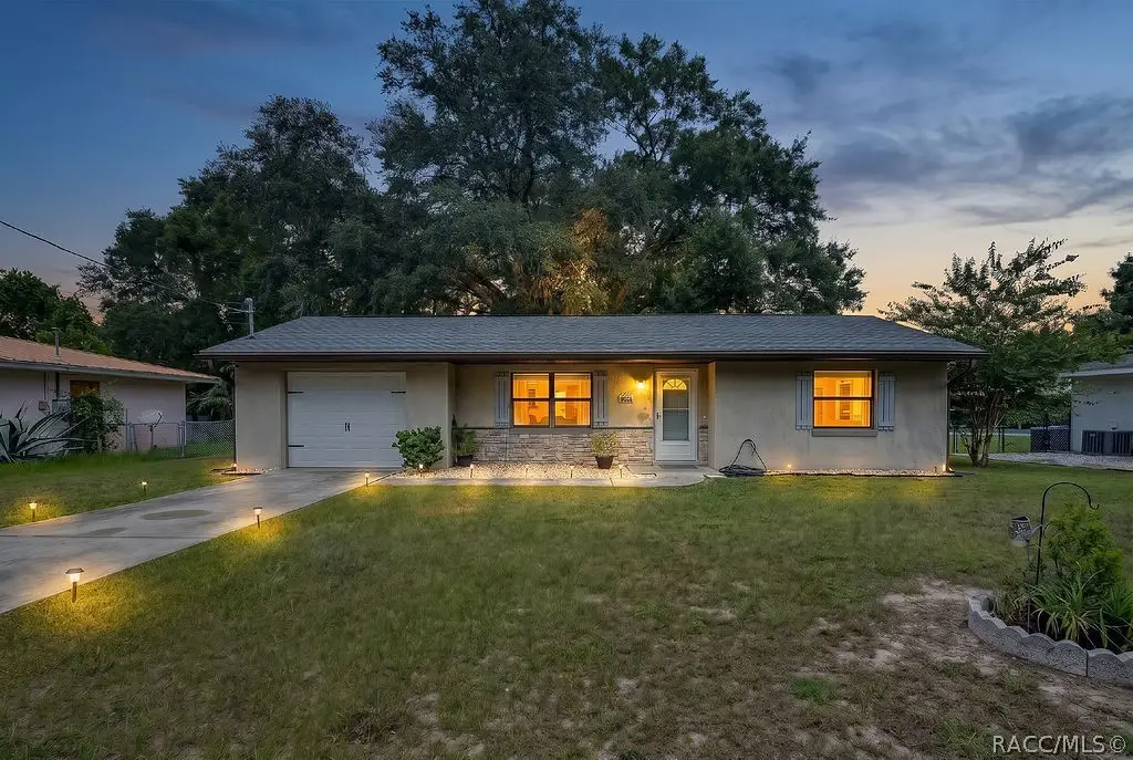 1108 W Bucknell Avenue, Inverness, FL 34450 - #1