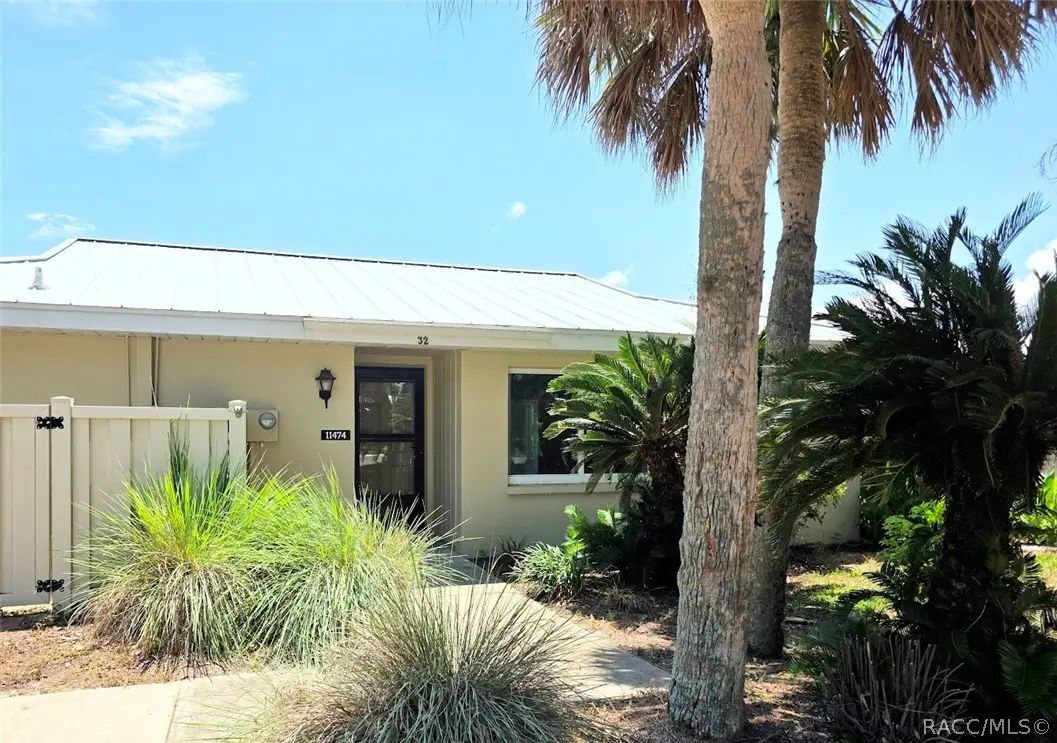 11474 W Bayshore Drive, Crystal River, FL 34429 - #1