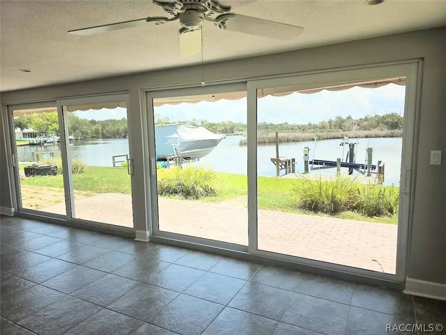 11474 W Bayshore Drive, Crystal River, FL 34429 - #2