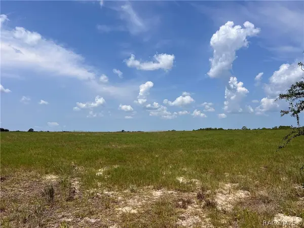 5990 W Oakhill Street, Dunnellon, FL 34433