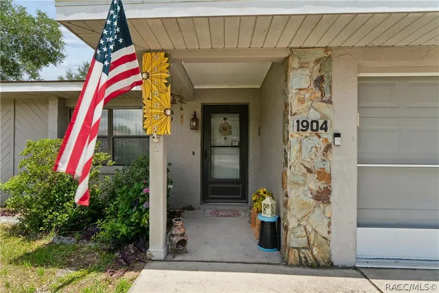 1904 W Belgrade Drive, Dunnellon, FL 34434 - #2