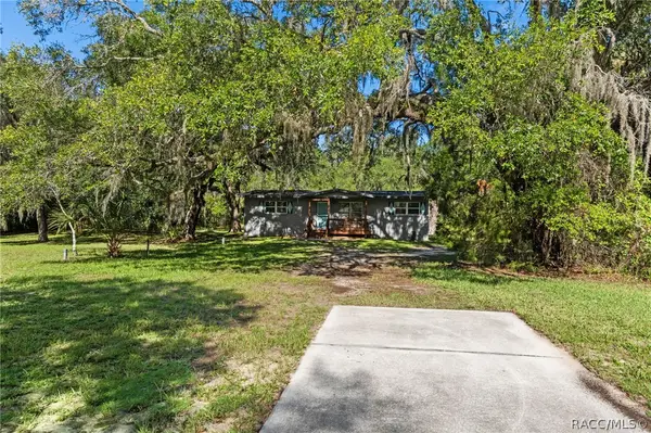 8668 N Elmtree Avenue, Crystal River, FL 34428
