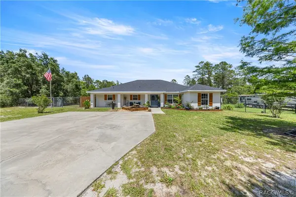 495 Fisher Road, Ocklawaha, FL 32179