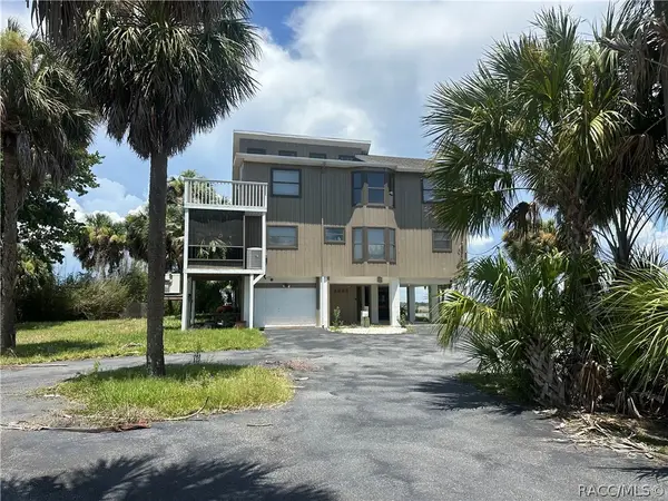 2261 S Harmony Terrace, Crystal River, FL 34429