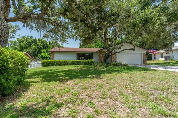 5929 W Woodside Drive, Crystal River, FL 34429