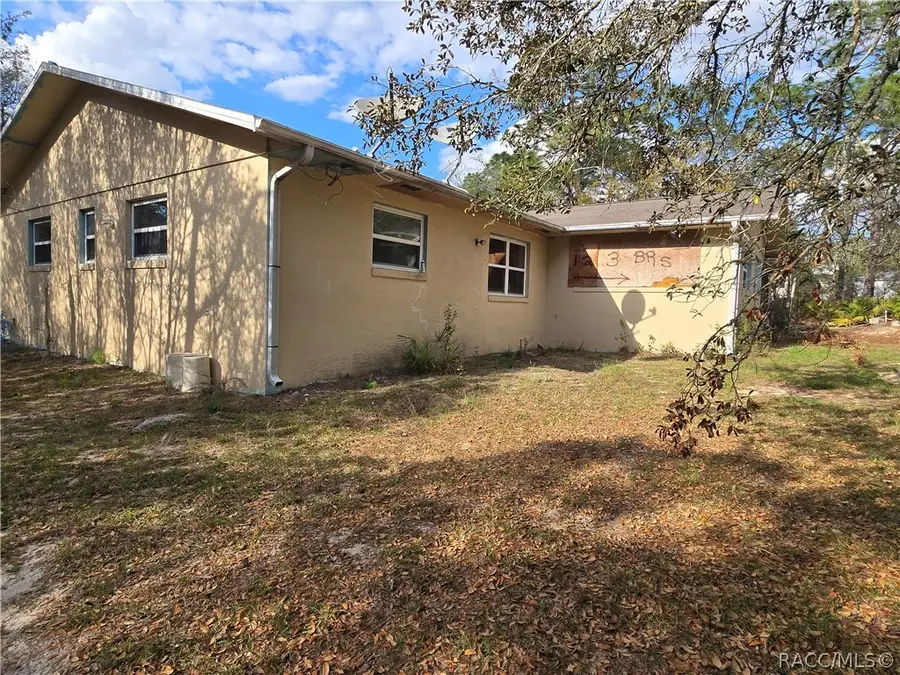 4711 S Hawkdale Point, Lecanto, FL 34461 - #2