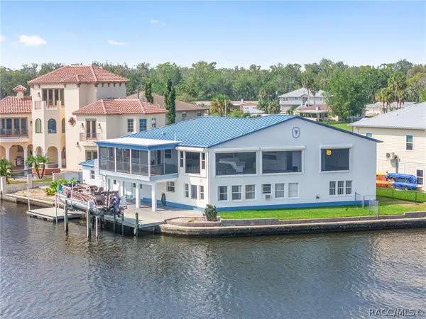 2243 N Kings Cove Point, Crystal River, FL 34429