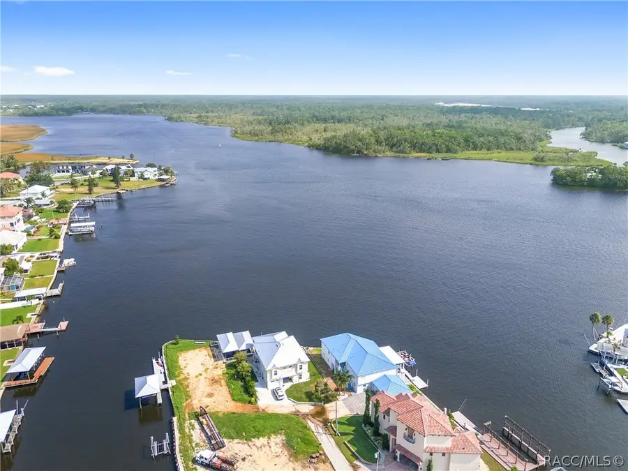 2243 N Kings Cove Point, Crystal River, FL 34429 - #2