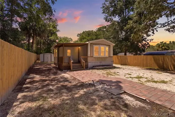 3496 S Arundel Terrace, Homosassa, FL 34448
