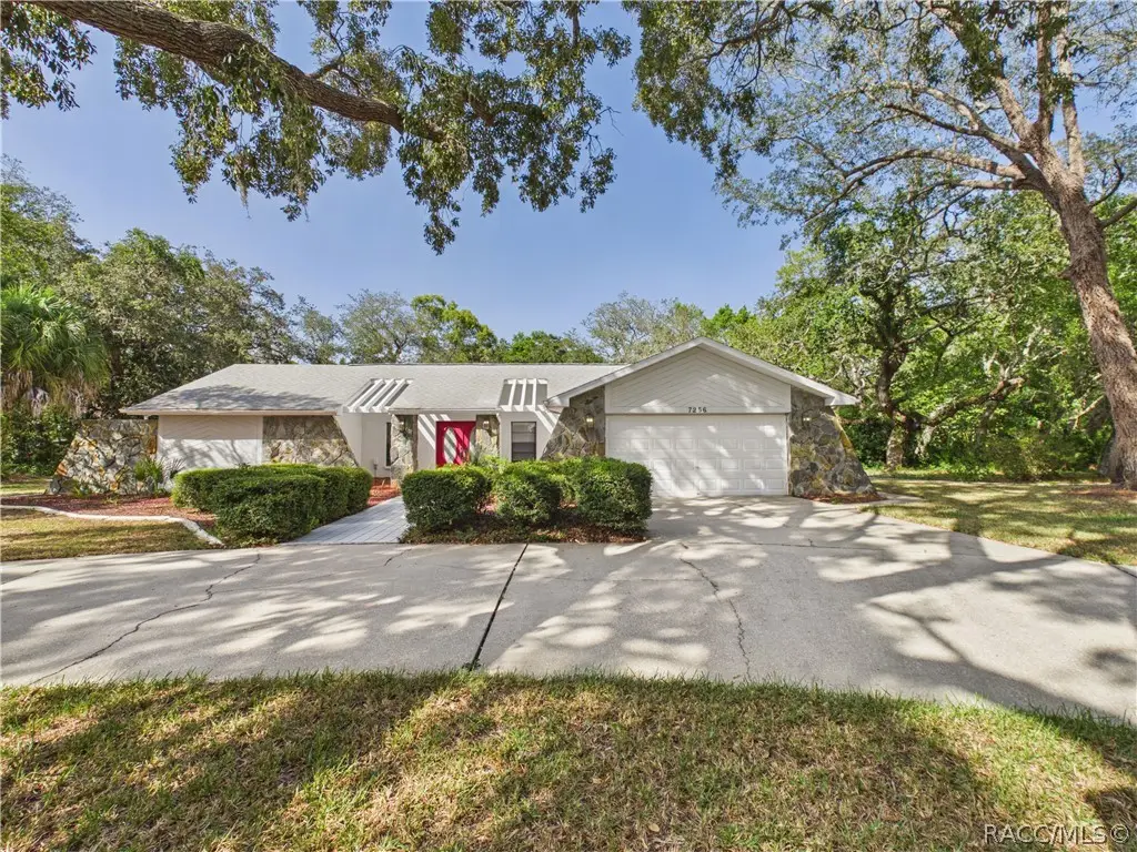 7256 Royal Oak Drive, Spring Hill, FL 34607 - #1