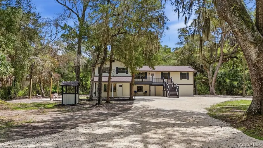 8601 N Maple Avenue, Crystal River, FL 34428 - #2