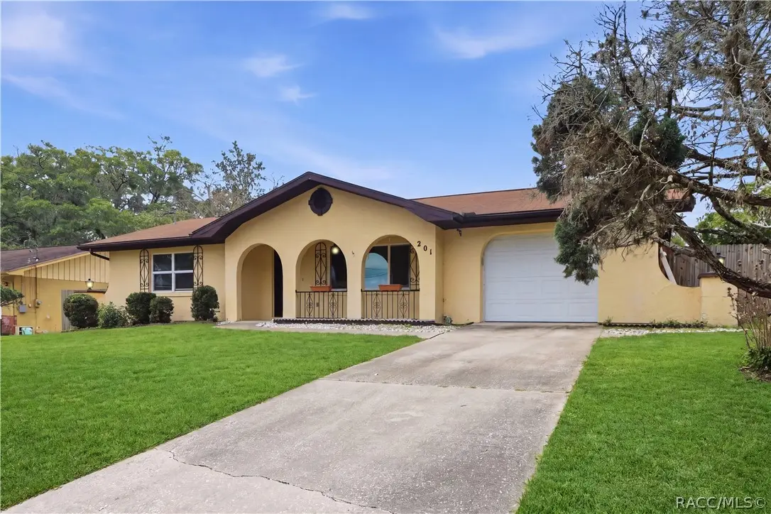 201 Iris Lane, Inverness, FL 34452 - #1