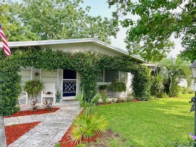 28 S Davis Street, Beverly Hills, FL 34465 - #2