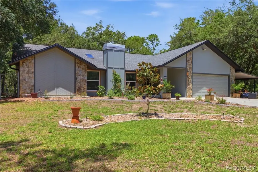 834 N Dunkenfield Avenue, Crystal River, FL 34429 - #2