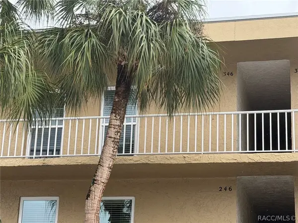 225 Country Club Drive #E346, Largo, FL 33771