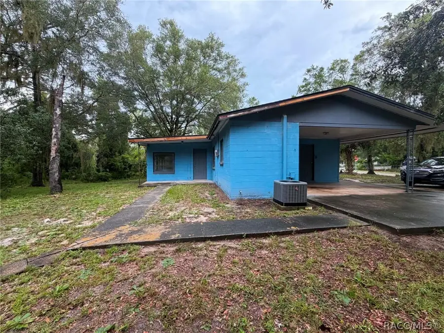 76 NE 8th Avenue, Crystal River, FL 34428 - #3