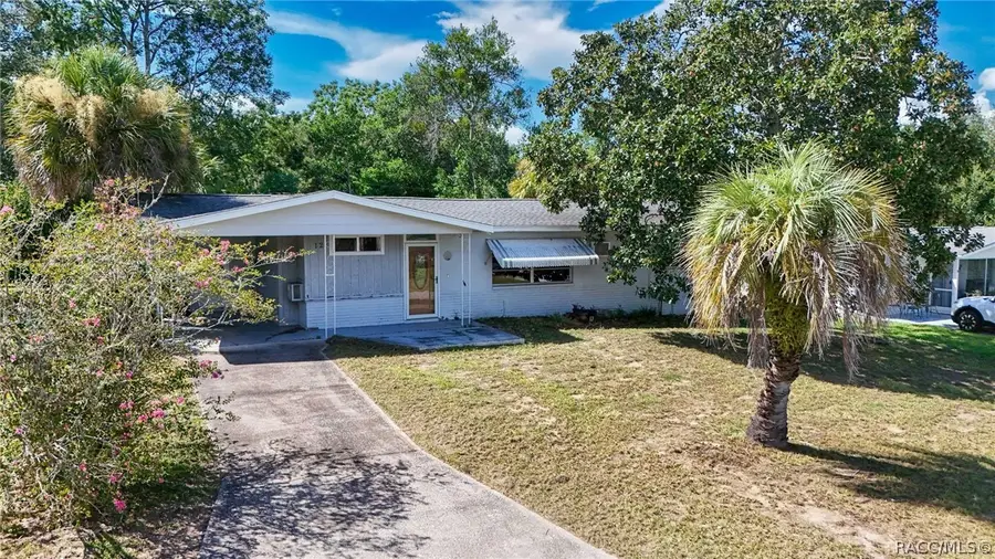 12 N Desoto Street, Beverly Hills, FL 34465 - #3