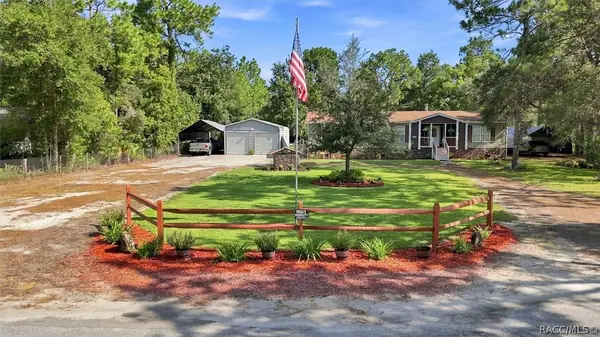 6515 W Berrigan Court, Homosassa, FL 34446