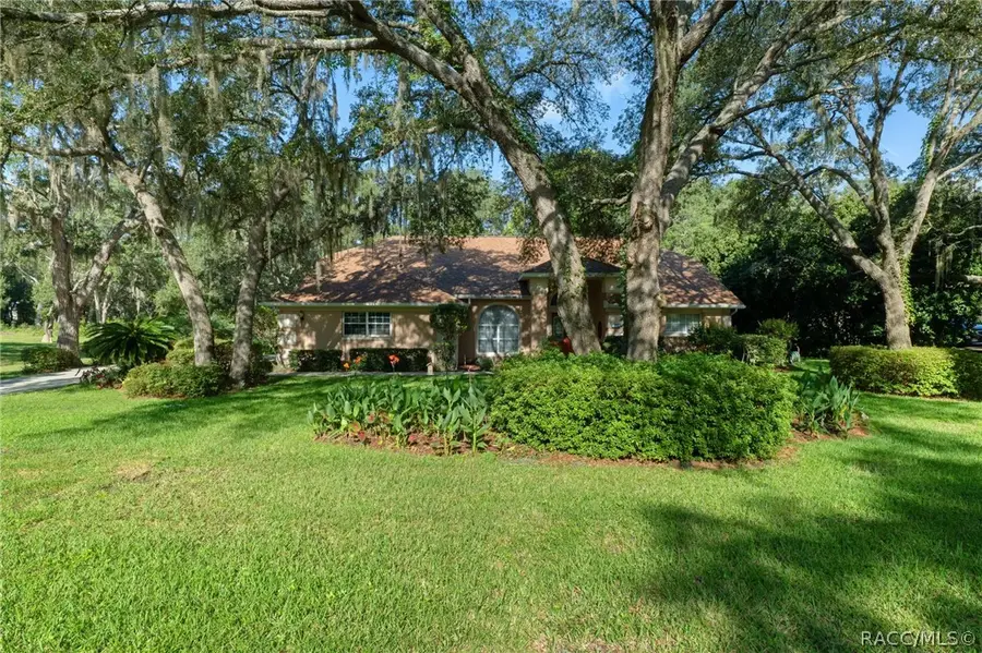 270 N Grandview Avenue, Hernando, FL 34442 - #3