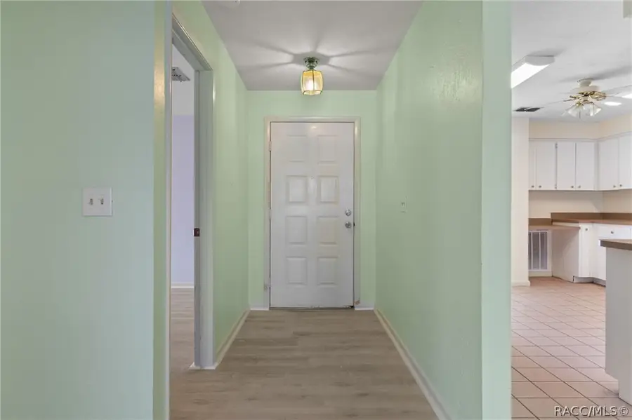 909 W Beakrush Lane, Beverly Hills, FL 34465 - #3