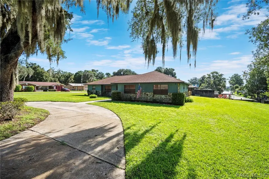 1351 Cr 482n, Lake Panasoffkee, FL 33538 - #2