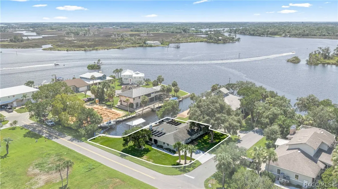 12014 W Dolphin Court, Homosassa, FL 34448 - #1