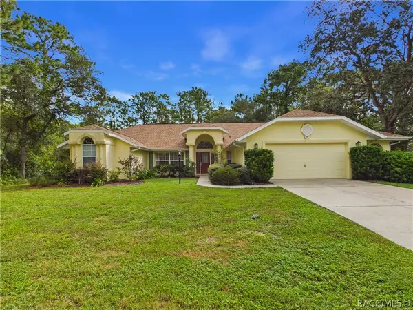 17 Sweetgum Court N, Homosassa, FL 34446